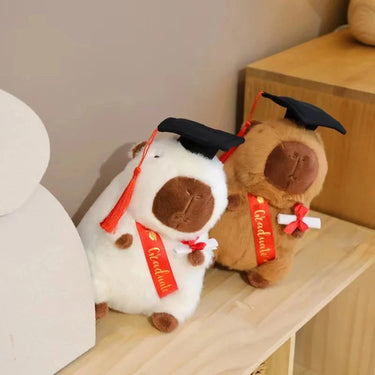 Knuffel Afstudeer Capibara – Vrolijk Knuffeldier 6