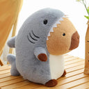 Knuffel Capybara in Haai Kostuum – Schattig Knuffeldier 0